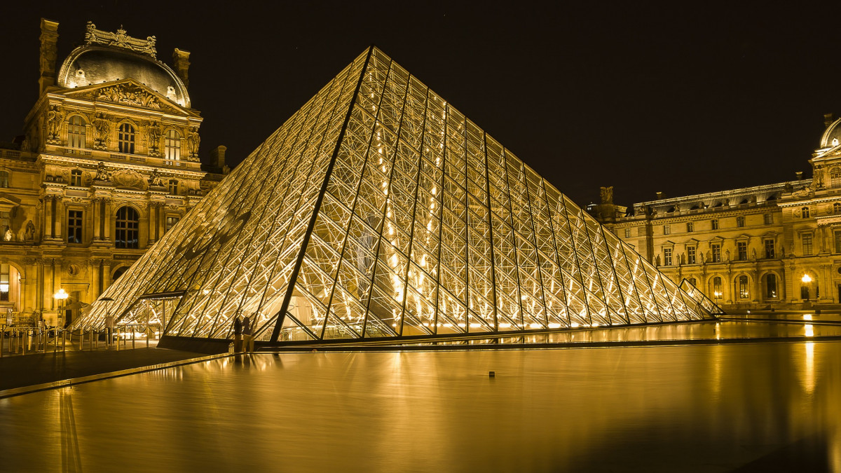 Louvre Párizs Múzeum