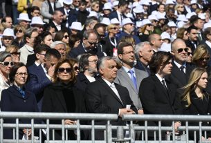 Orbán Viktor Ferenc pápa miséjén